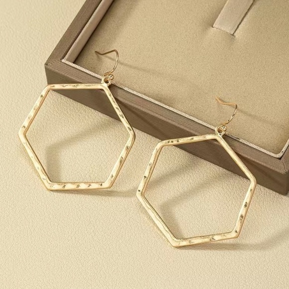 14K Gold Plated Geometric Cut Out Slant Earrings - Picture 1 of 2